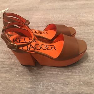NWOB Kelsi Dagger Brooklyn Platform sandal